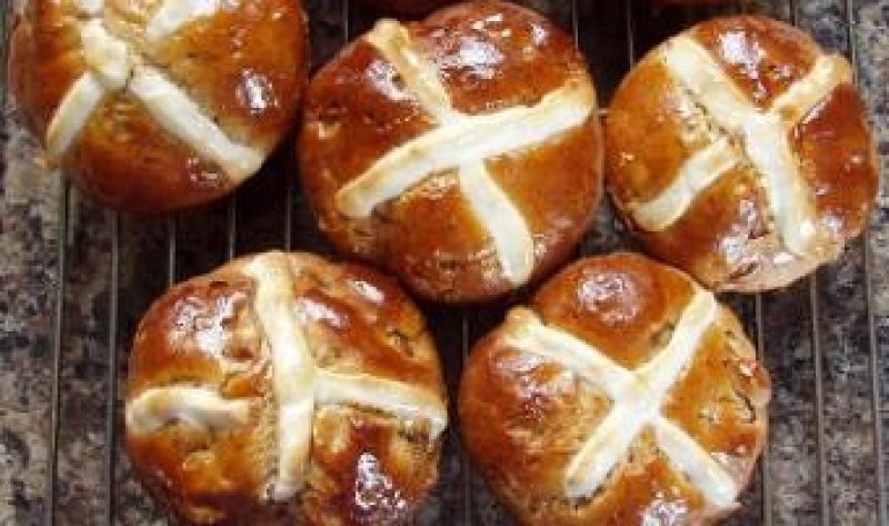 Gluten Free Hot Cross Buns