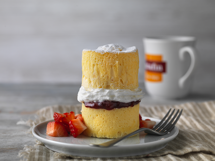 Victoria Sponge Mug Cake