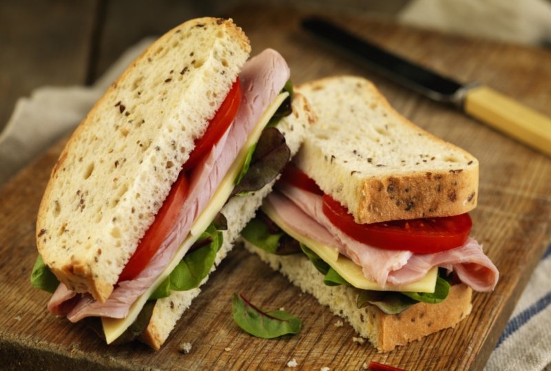 What’s the Best: White, Brown or Gluten Free Seeded Bread? 